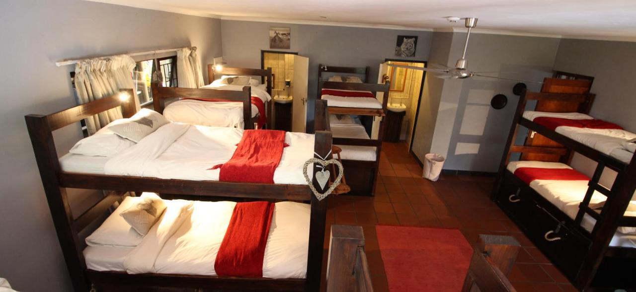 Mali Boutique Lodge & Tube 'N Axe Budget Accommodation Stormsrivier Exteriör bild
